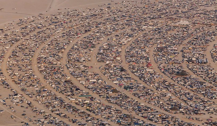 Anual, zeci de mii de oameni vin la festival FOTO AP News