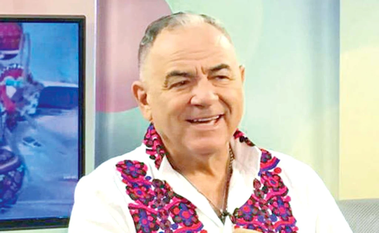 
    Nicolae şi Elena Ceauşescu adorau piesele ”Ochii tăi” şi ”Frumoasa mea cu ochii verzi”  