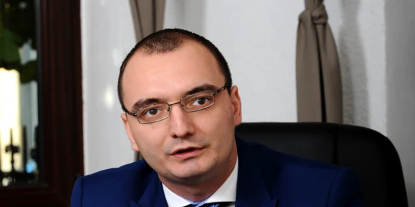 iulian popescu