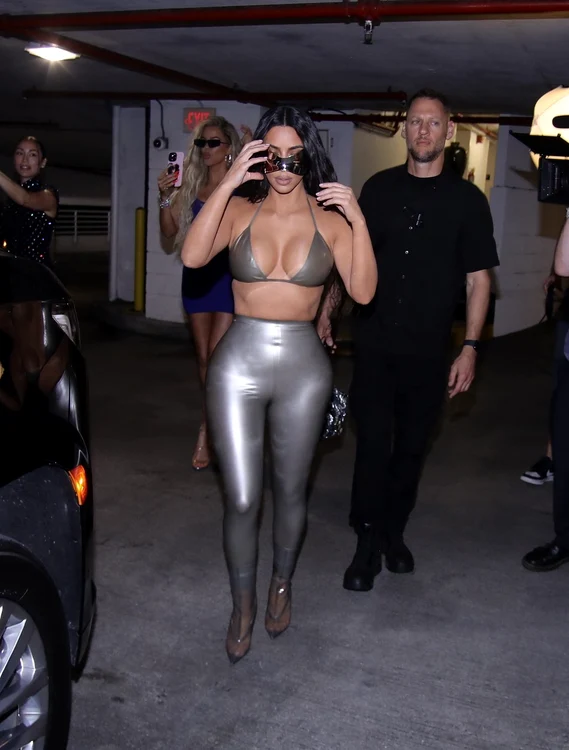 2 kim kardashian 1 jpg jpeg