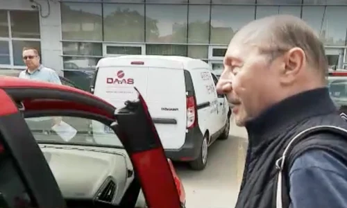 basescu accident png