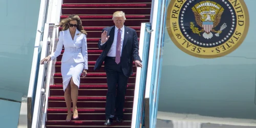 Melania si Donald Trump Air Force One FOTO EPA