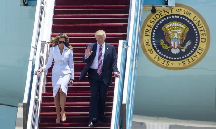 Melania si Donald Trump Air Force One FOTO EPA