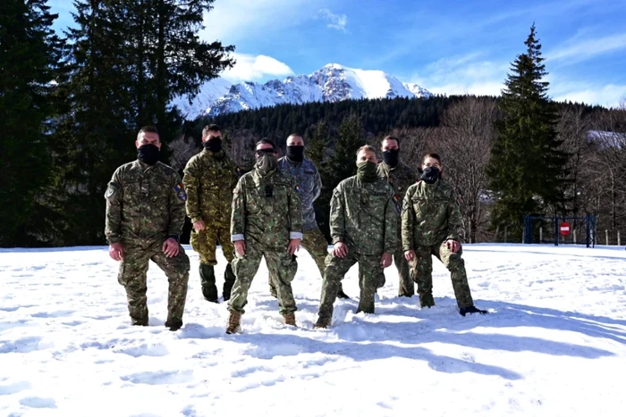 Scafandrii de luptă de incursiune, pregătire la munte foto: navy.ro