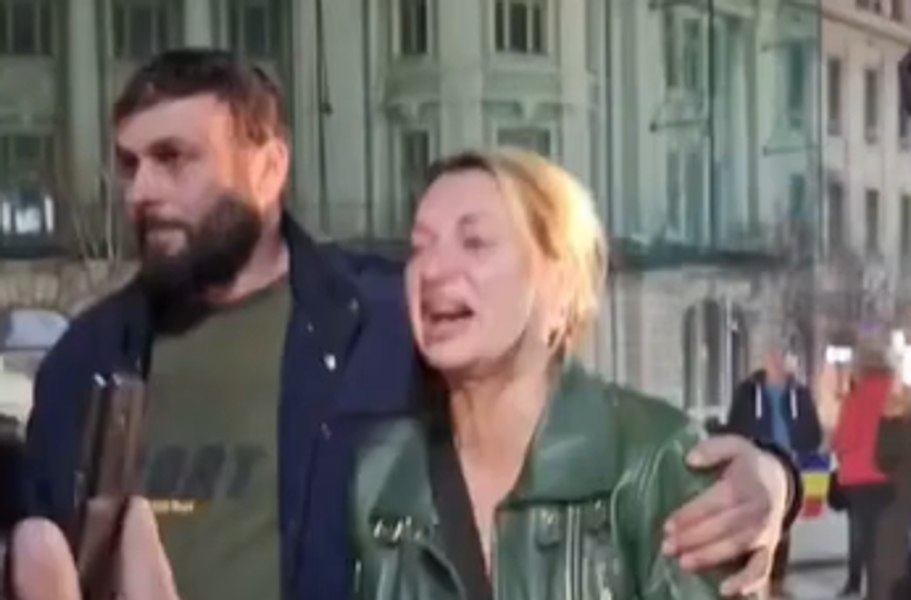 Râuri de lacrimi după ce lui Călin Georgescu i s-a interzis să candideze: „Nu există altul în afară de el! M-am lăsat și de muncă”
