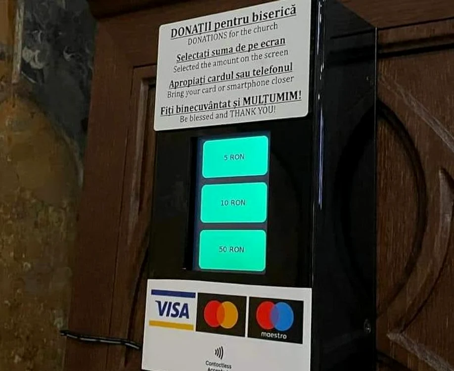 Tipul de terminal POS instalat în bisericile romano-catolice FOTO Adevărul