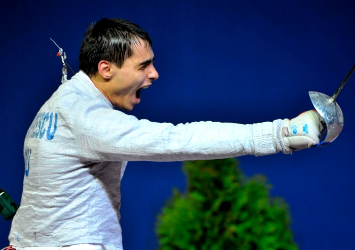 
    Rareş Dumitrescu, unul dintre membrii de bază ai echipei  