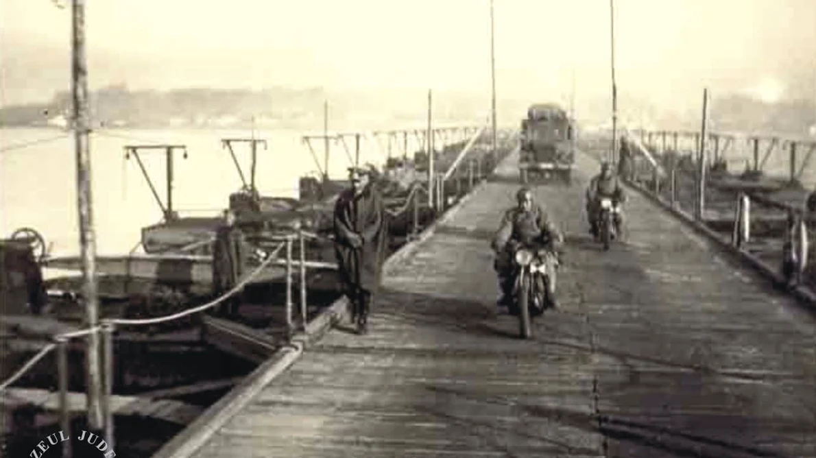 Cum arăta podul peste Dunăre construit de Wehrmacht pentru operațiunea Marița jpeg