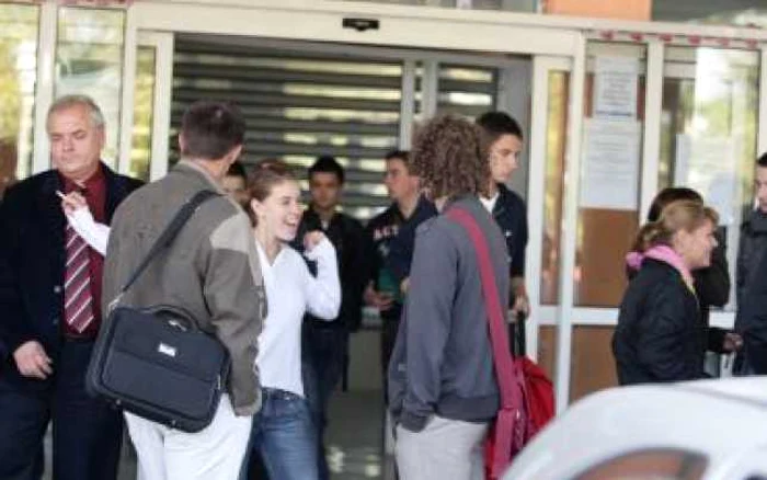 Timisoara: Absolvenţii de facultate concurează cu specialiştii