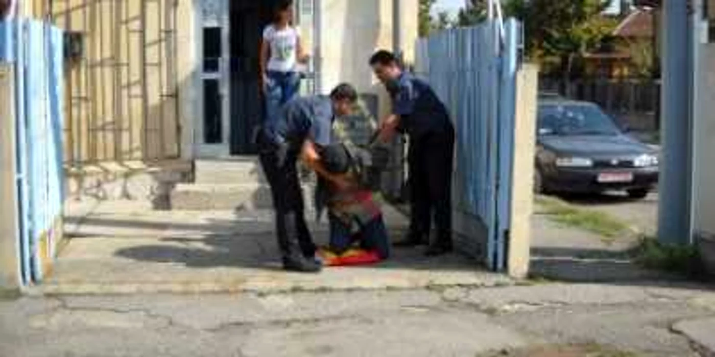 Turnu Severin: Jaf la două case de schimb valutar