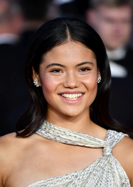 Emma Raducanu participă la premiera mondială  a filmului James Bond No Time To Die la Royal Albert Hall 28 septembrie 2021 la Londra Anglia FOTO Getty Images 