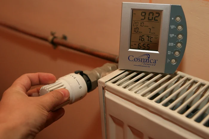 Reducerea temperaturii seara în școli înseamnă facturi mai mici la energie FOTO Adevărul