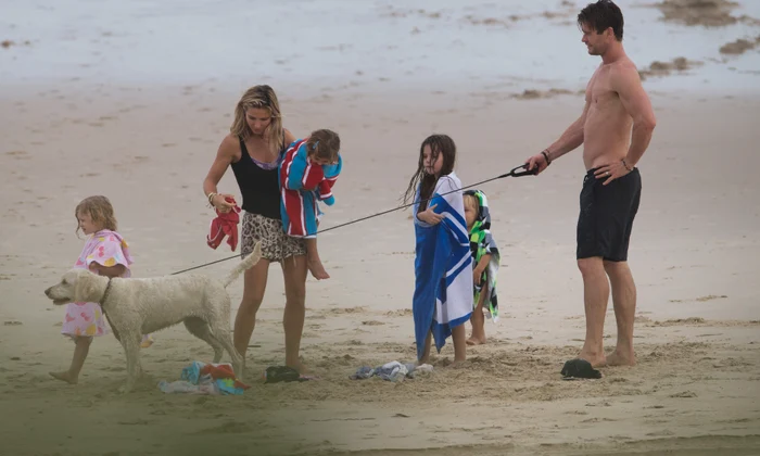 *NO WEB UNTIL 1AM PST, DECEMBER 30, 2015*Chris Hemsworth was seen spending the day at the beach with his wife Elsa Pataky and their 3 children India Rose, Tristan and Sasha  jpeg