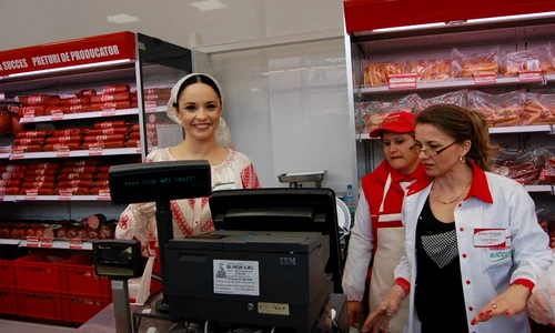 andreea marin vanzatoare de mezeluri jpeg