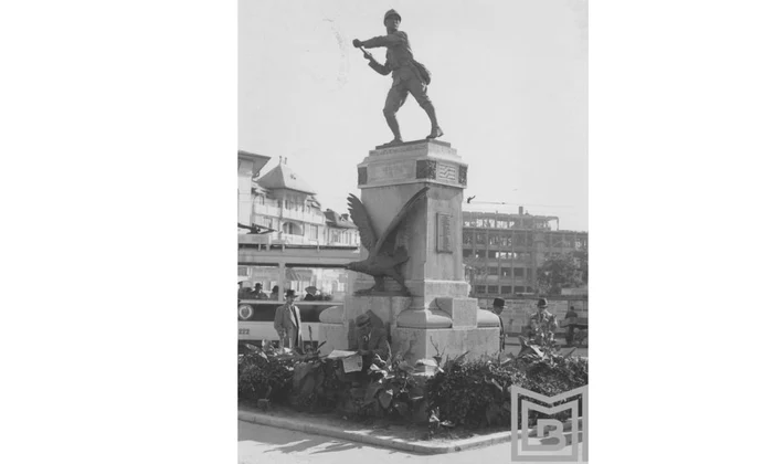 Ce reprezintă Monumentul Infanteristului din București jpeg