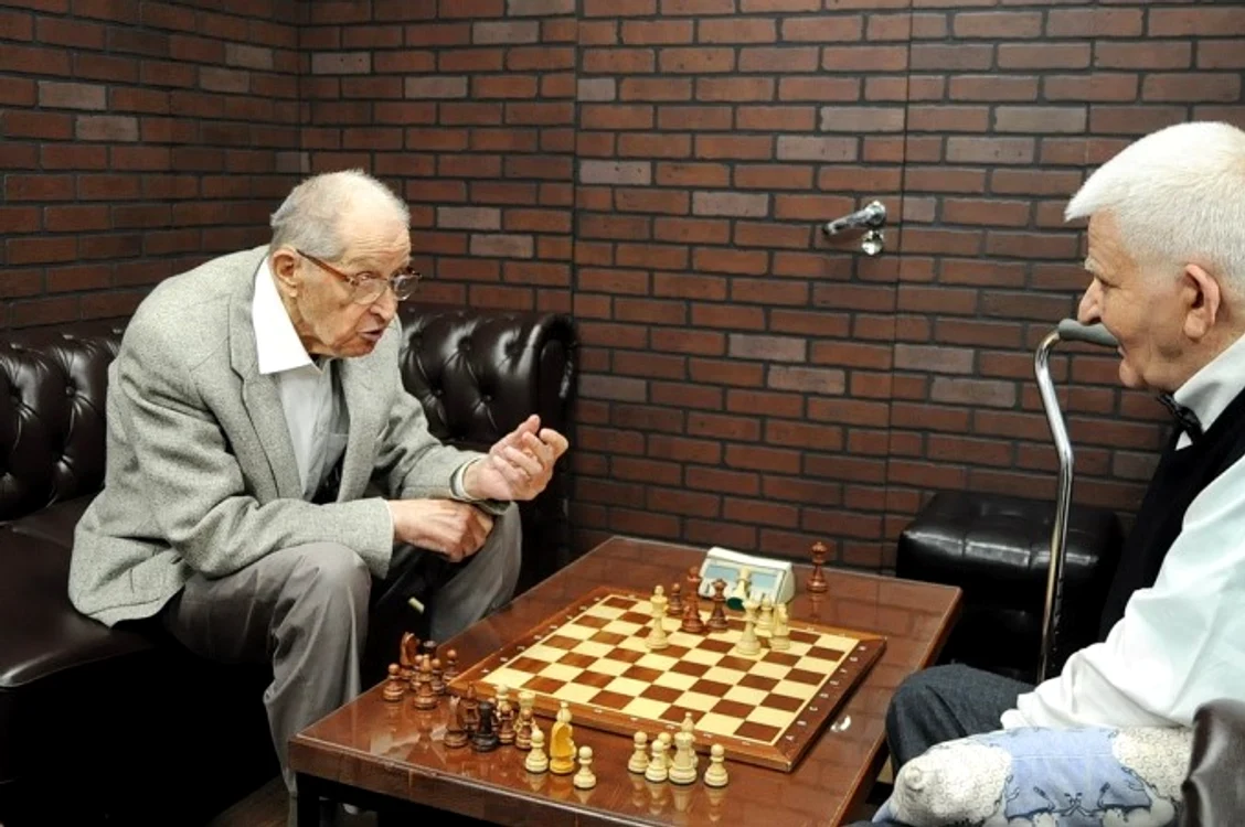 Marii maeștri „trăiesc mai mult” jpeg