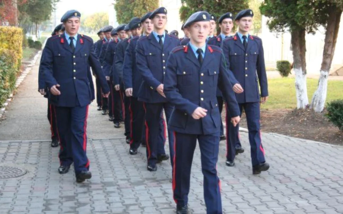 Colegiul Naţional Militar „Tudor Vladimirescu“ va fi reînfiinţat la Craiova  
