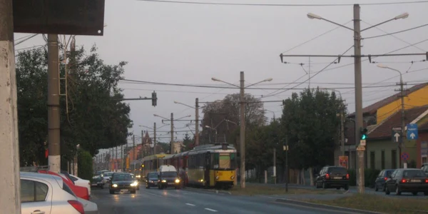 Vagonul defect a ţinut şi celelalte tramvaie pe loc 