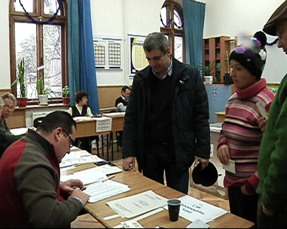 Tineri şi vârstnici au spus că votează pentru schimbare. FOTO: Nicoleta Butnaru