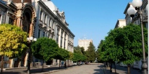Strada Mihai Eminescu, fosta Regală, locul de promenadă al brăilenilor în perioada interbelică