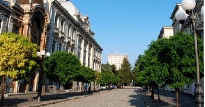 Strada Mihai Eminescu, fosta Regală, locul de promenadă al brăilenilor în perioada interbelică