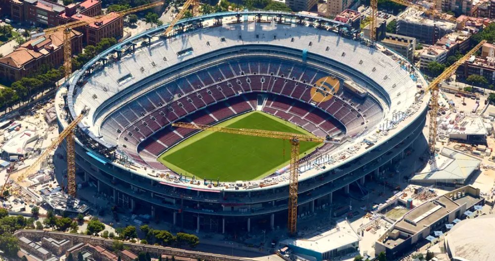 Șantierul arenei Camp Nou, marcat de o tragedie fără precedent. Vestea decesului unui muncitor a zguduit proiectul Barcelonei