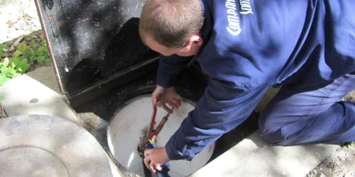 Muncitorii Companiei de Apă sunt programaţi astăzi la blocurile din centrul Zalăului