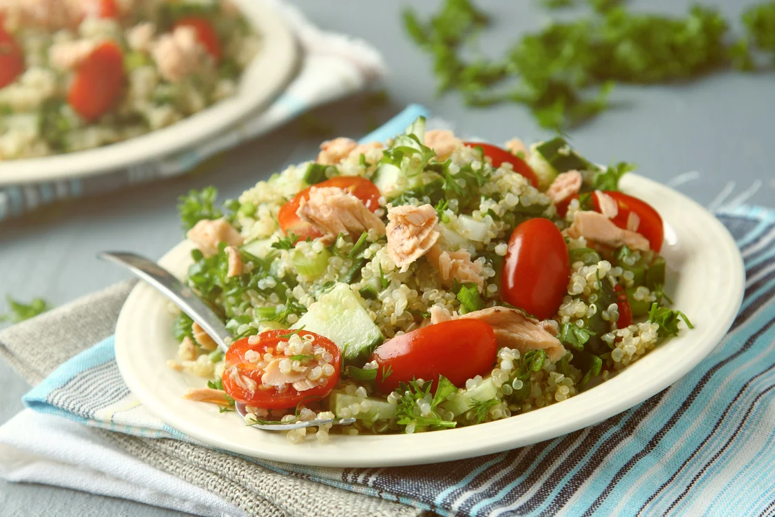 
    Salată arăbească de roşii cu pătrunjel  