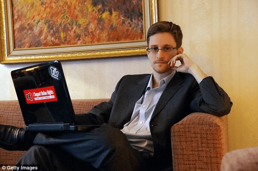 Guardian: SUA au cerut agenției britanice de spionaj să oprească publicarea dezvăluirilor lui Snowden de către Guardian