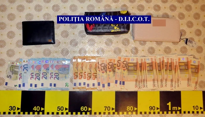 Câteva dintre bunurile furate de hoţi din Franţa Foto: IPJ Galaţi