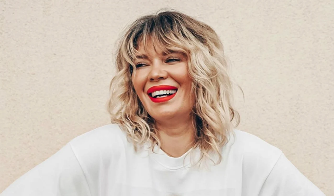 Gina Pistol radiază de fericire