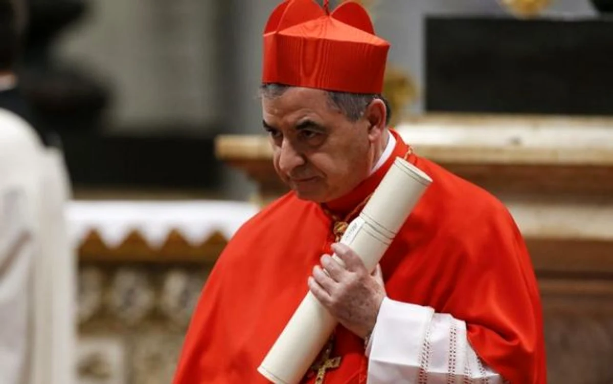 Cardinalul  Angelo Becciu