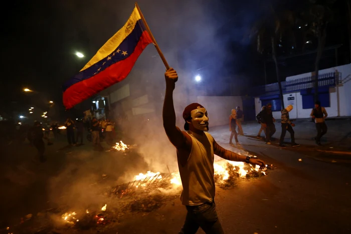 Venezuela este aproape de colaps, proteste având loc aproape zilnic împotriva preşedintelui Nicolas Maduro  FOTO Reuters