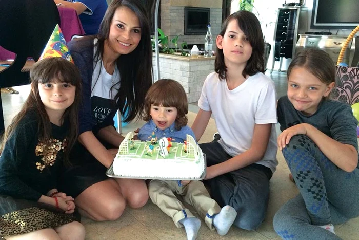 «De două ori pe an, mergem în vacanţă doar în doi» (Fotografii: prima tv/arhiva personală)