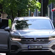 Ministrul interimar al Finanțelor, Alexandru Nazare, pleacă de la sediul DNA, în București, 27 mai 2026 Inquam Photos / Octav Ganea