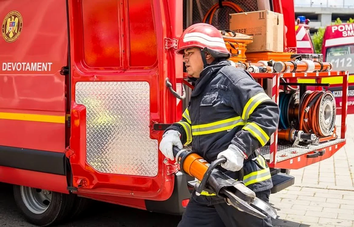 Pompierii au intervenit rapid. FOTO ISU MAI