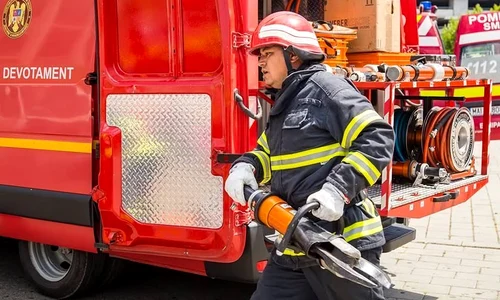 Descarcerare FOTO IGSU MAI jpg