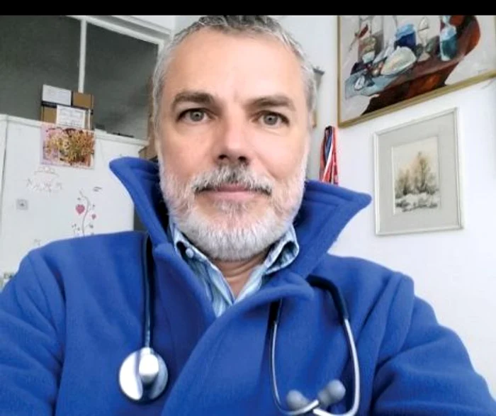 1 dr mihai craiu fondatorul spitalului virtual pentru copii fiul m jpg jpeg