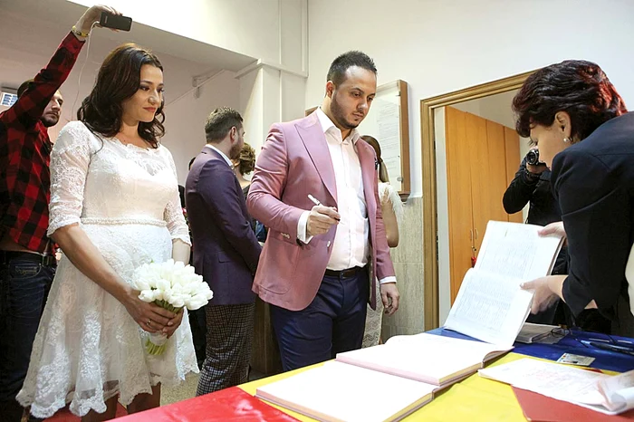 Acum sunt, oficial, soţ şi soţie