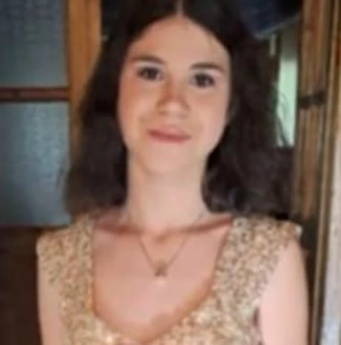 Sandra Elena Meinte, adolescenta dispărută din Constanța - Foto Facebook
