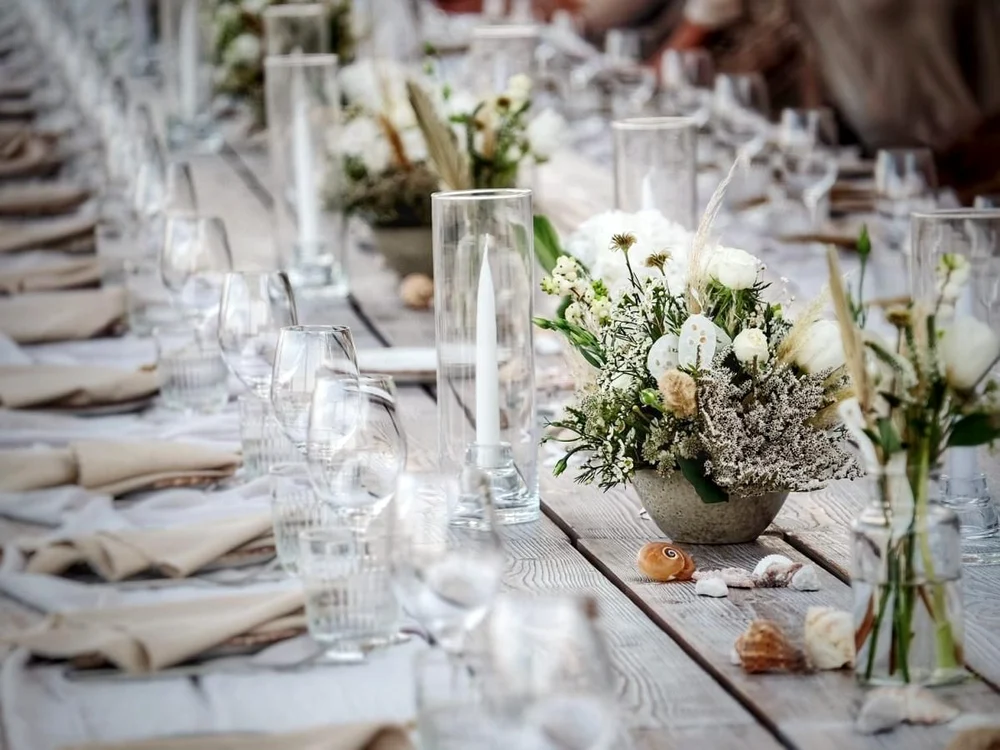Decor elegant, pentru o nuntă pe plajă de vis FOTO Andreea Cimpoeru