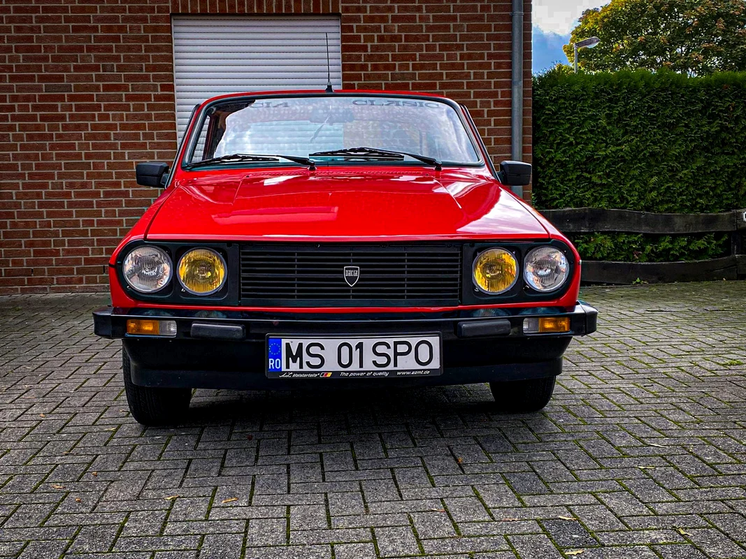 Prima Dacia Sport in America 06 foto Wheels for Reels jpg