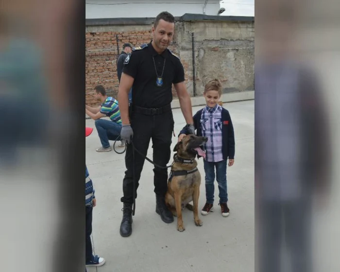 Cainele politist Omu Galati Foto Oana Cernat