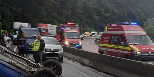 Accident rutier la Boița pe Valea Oltului în Sibiu pe DN7 Foto ISU Sibiu jpeg