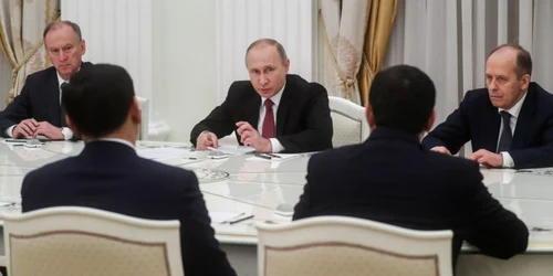 Vladimir Putin la o intrunire cu sefii serviciilor secrete FOTO Profimedia