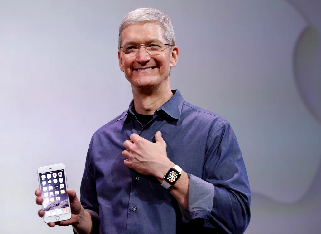 Tim Cook va prezenta luni, 9 martie, noi detalii despre Apple Watch