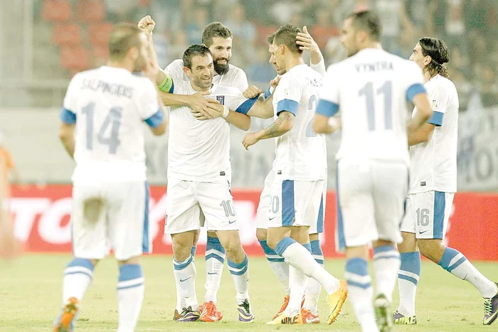 Grecii se văd  ca şi calificaţi (Fotografii: Shutterstock/Reuters)