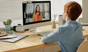 copil la calculator jpeg