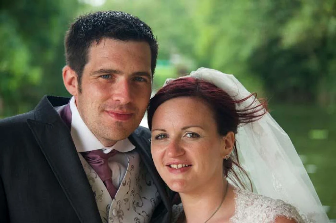 
    Jamie și Emily Pharro au râs copios când şi-au văzut casa  