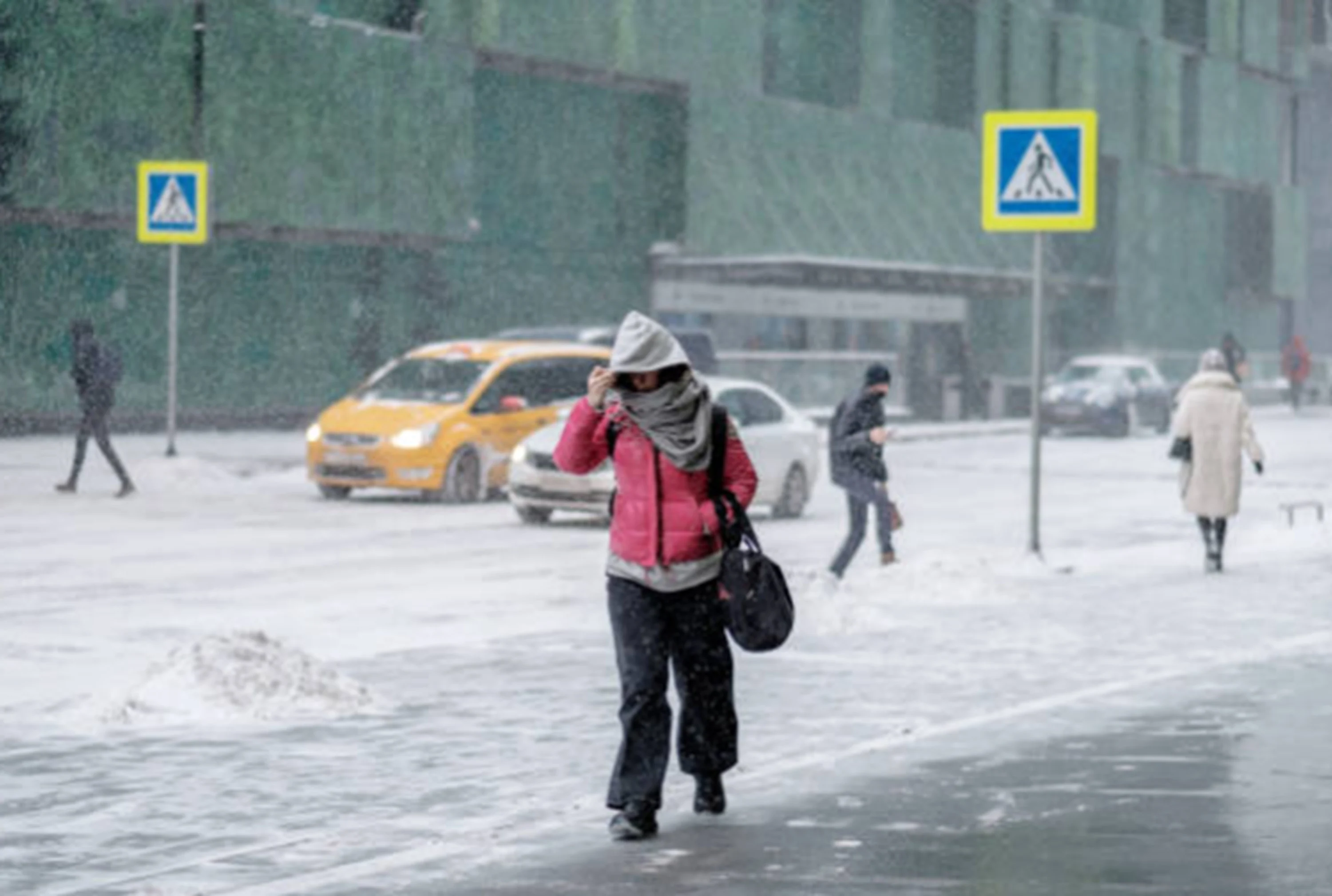 ANM anunță patru zile de ger și ninsori viscolite în jumătate din țară. Care sunt zonele vizate